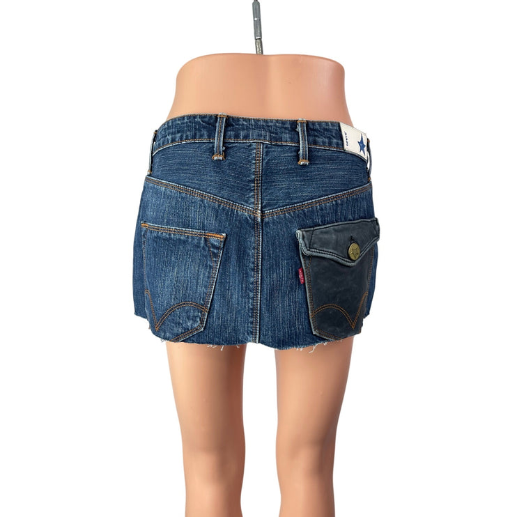 Levi's Women's Blue Medium Wash Raw Hem Frayed Mini Denim Jean Skirt Size M