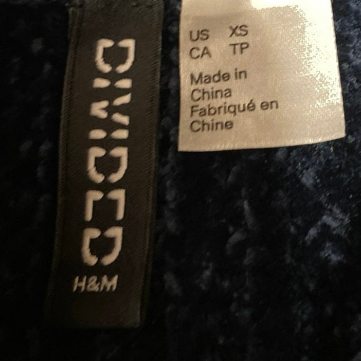 H&M Women's Blue Long Sleeve Turtleneck Cropped Pullover Sweater Top Size XS