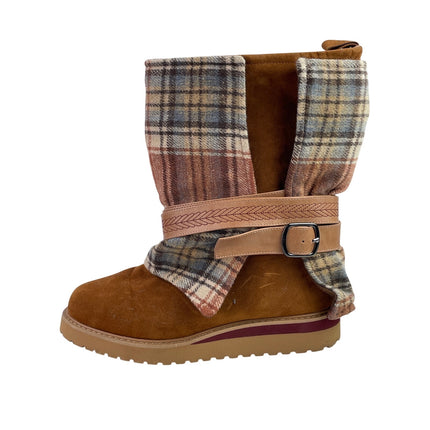 MUK LUKS Slope Nikki Women's Brown Faux Suede Plaid Sweater Collar Flat Boots 9