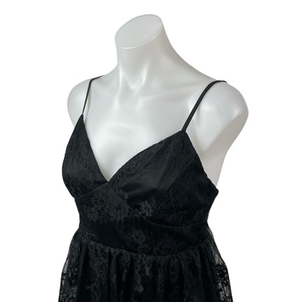 NEW Lulus Tier I Go Black Lace V Neck Sleeveless Tiered Maxi Prom Dress Size M