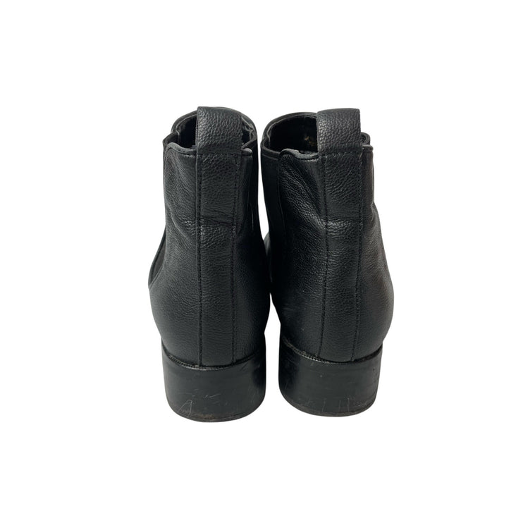 Cole Haan Landsman Womens Black Leather Almond Toe Slip On Chelsea Ankle Boots 7