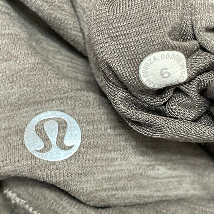 Lululemon Women's Heather Gray High Waisted Activewear Athletic Legging Pants 6