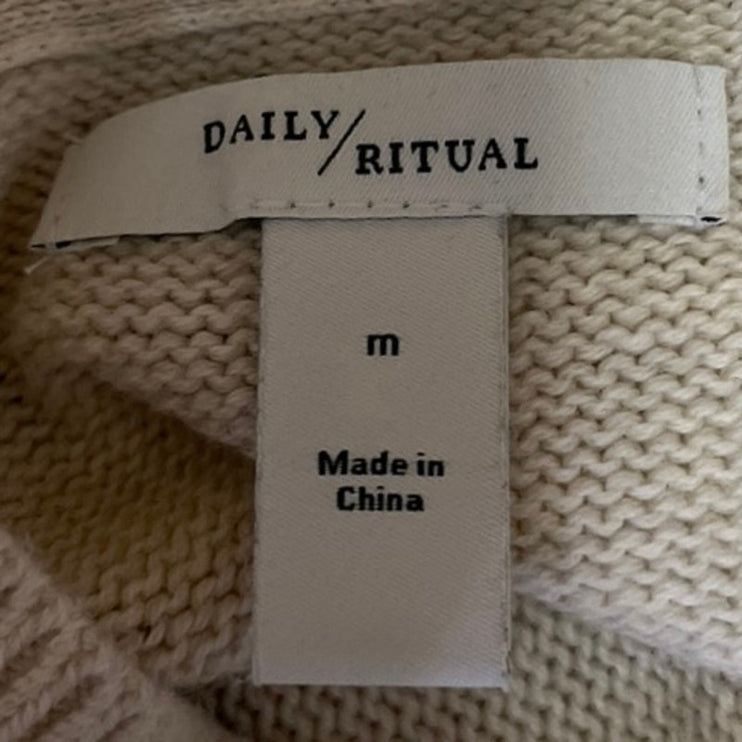 Daily Rituals Women's White Pullover Long Sleeve Crew Neck Knit Sweater Top Sz M