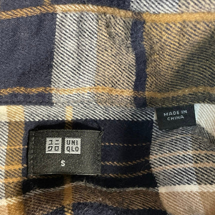Uniqlo Women's Black Yellow Plaid Flannel Long Sleeve Button Down Shirt Top Sz S