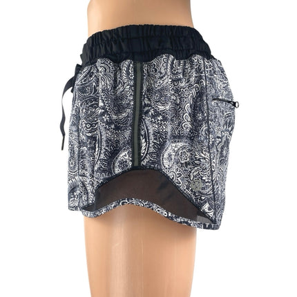 Lululemon Hotty Hot Womens Black White Paisley Running Athletic Shorts Size 8
