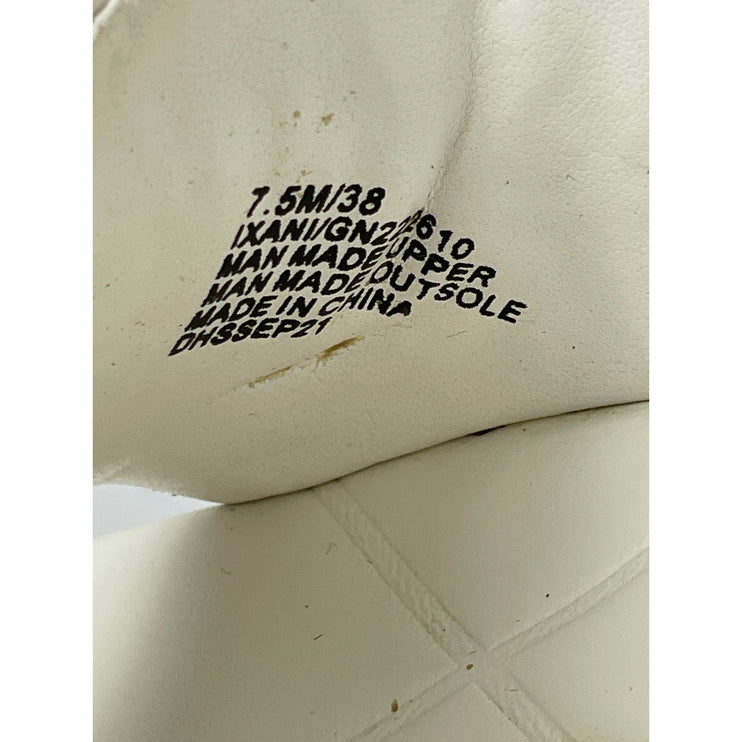 BCBGeneration Ixani White Quilted Pad Square Toe Stiletto Heels Mule Sandals 7.5