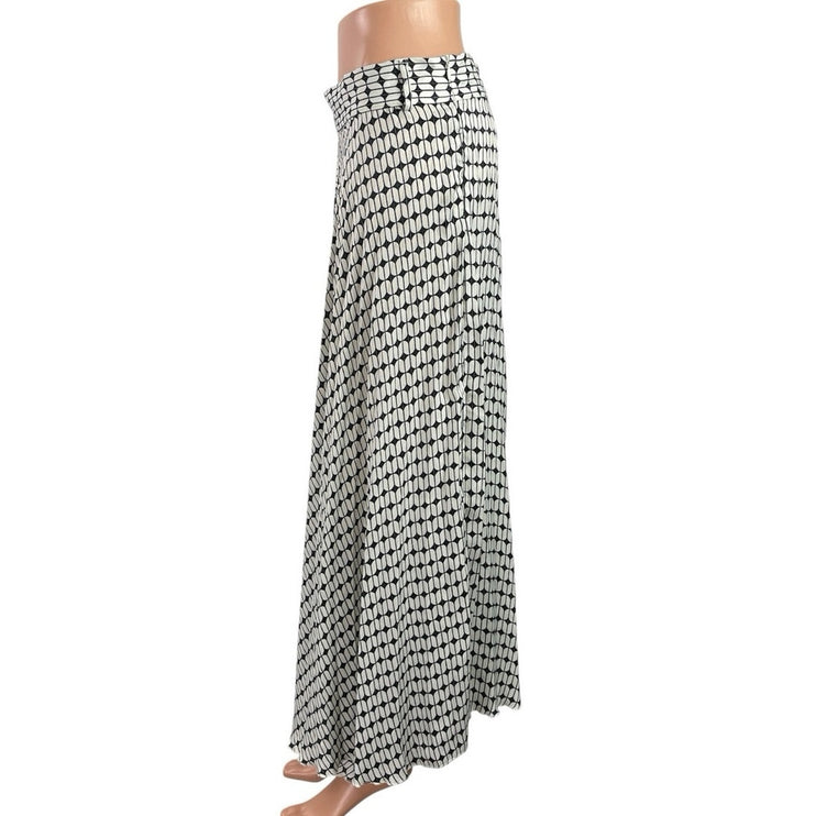 Zara Women's Black White Geometric High Waisted Full Swing Maxi Skirt Size L