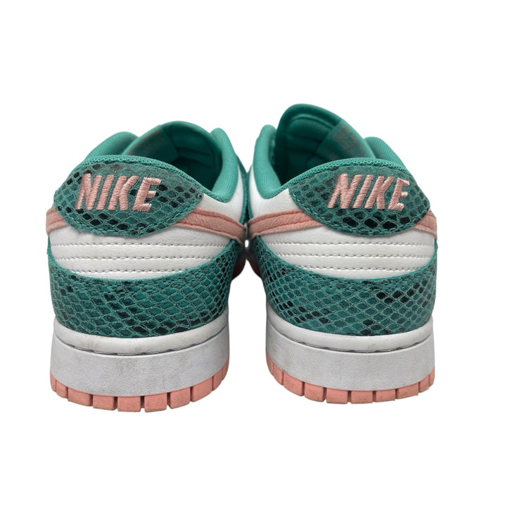 Nike Dunk Low Snakeskin Green Coral Lace Up Low Top Athletic Sneakers Shoes 9