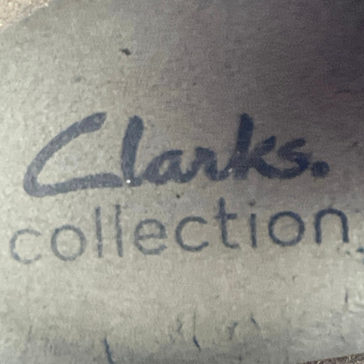 Clarks Originals Desert Taupe Beige Suede lace Up Round Toe Ankle Boots Size 11