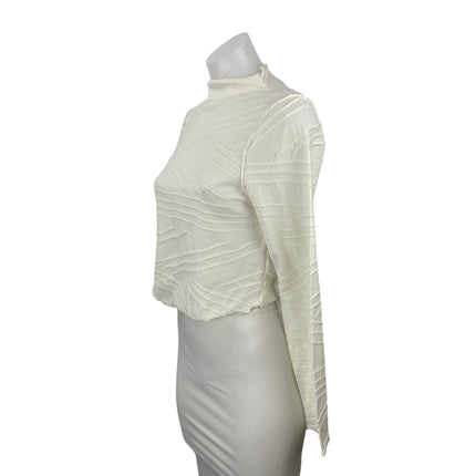 Le lis Women's White Textured Mock Neck Long Sleeve Blouse Crop Top Size S