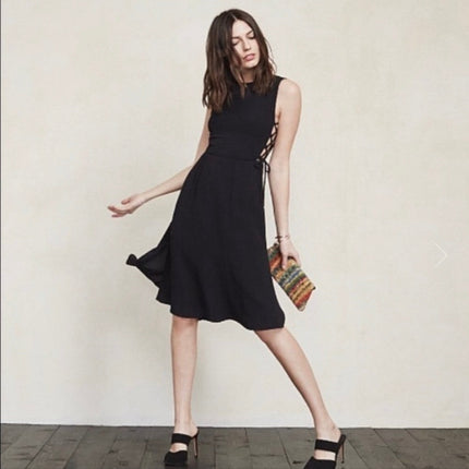 Reformation Camille Black Floral Sleeveless Lace Up Midi Fit & Flare D Brie Reformation Camille Black Floral Sleeveless Lace Up Midi Fit & Flare D Brie