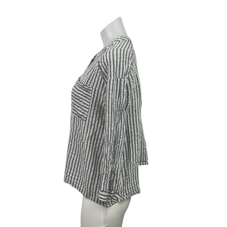 Zara Women Gray White Striped 3/4 Sleeve Pocket Button Henley Shirt Top Size S