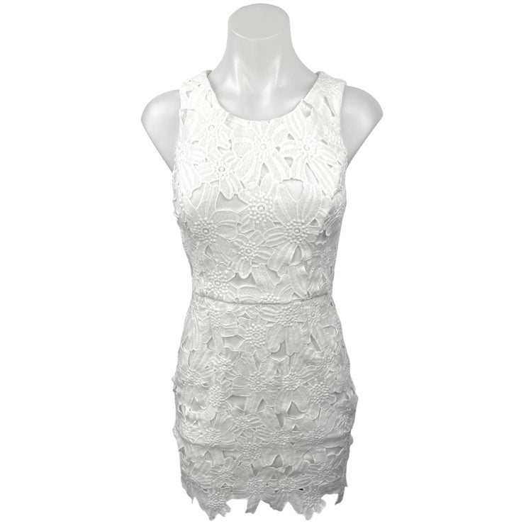 ASTR The Label White Floral Lace Sleeveless Scalloped Hem Mini Sheath Dress S