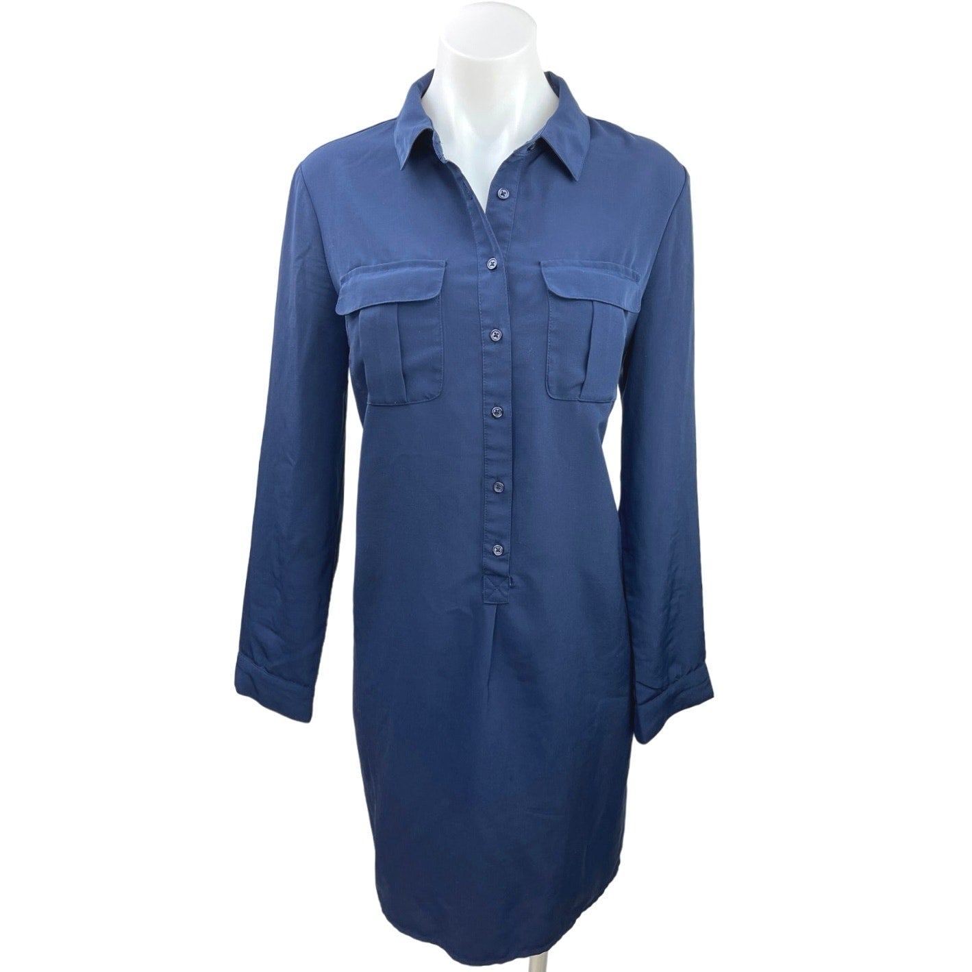 Old Navy Blue Knee Length Button Front Pocket Long Sleeve Shirt Dress Size M Old Navy Blue Knee Length Button Front Pocket Long Sleeve Shirt Dress Size M