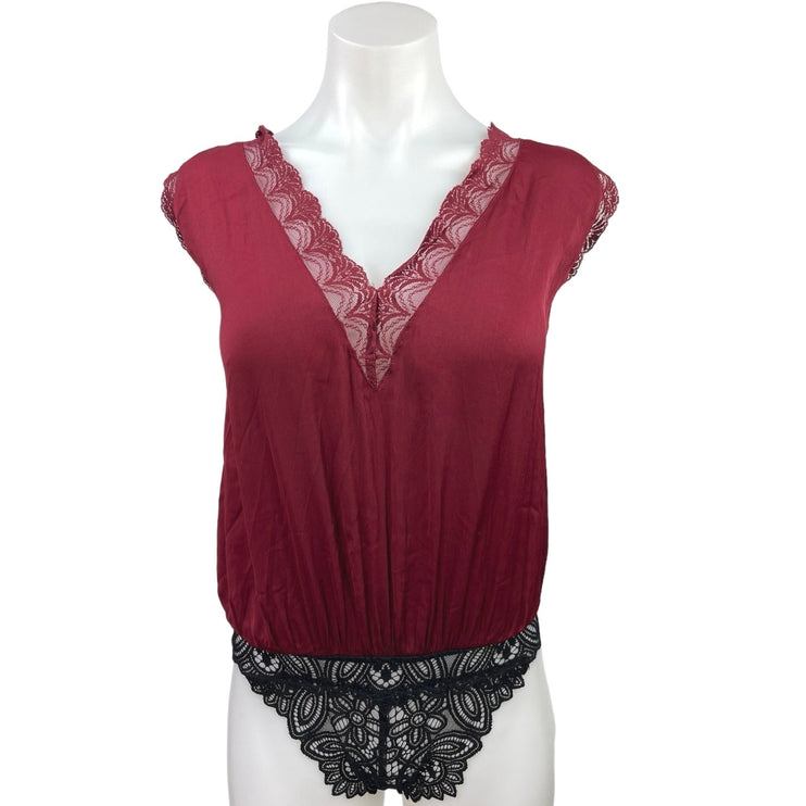 Free People Red Black Lace Cap Sleeve Boho V Neck Blouse Bodysuit Top Size S