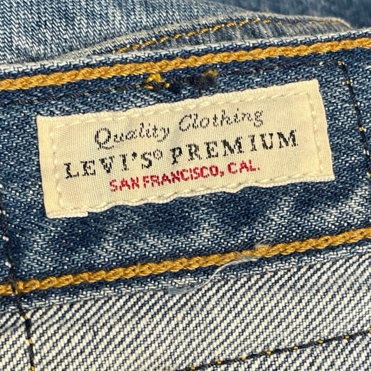 Levi's Wedgie Women's Blue High Rise Distressed Straight Denim Jeans Size 28