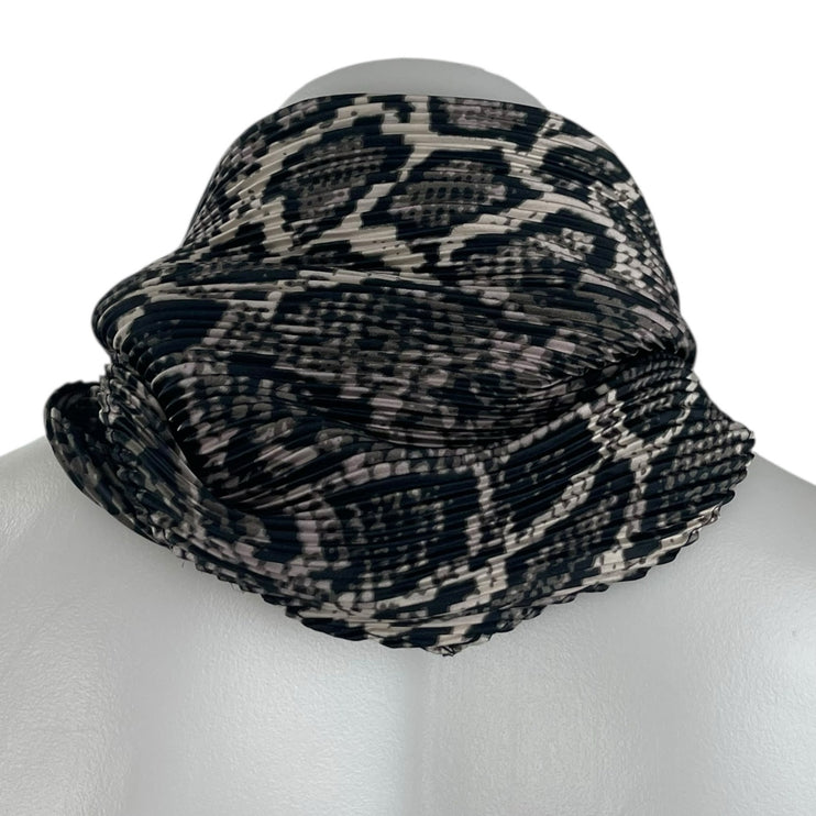 Zara Women's Black Snakeskin Animal Print Pleated Shawl Neck Scarf Wrap OS