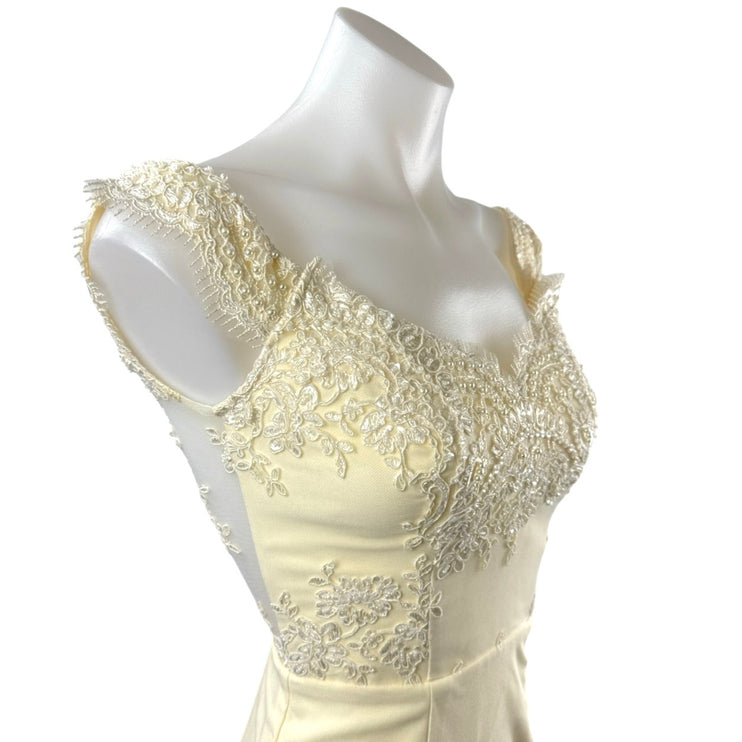 Portia & Scarlett Cream Beaded Embroidery Maxi Trumpet Mermaid Gown Dress Size S