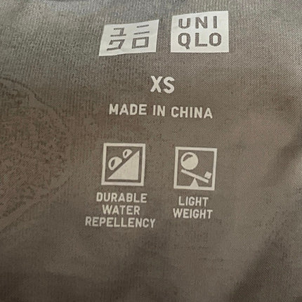 Uniqlo Womens Gray Sleeveless Zip Up High Neck Winter Puffer Vest Jacket Size XS