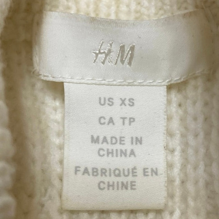 H&M Women's Cream Long Sleeve Pearl Beaded Turtleneck Knit Sweater Top Size XS