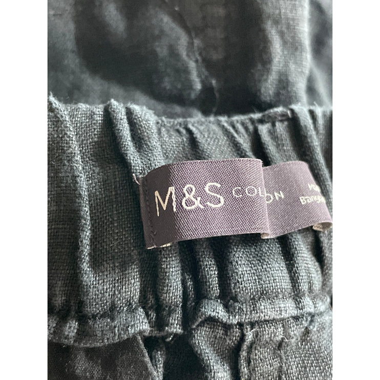M&S Marks & Spencer Women's Black Pleated High Rise Casual Mini Shorts Size 4