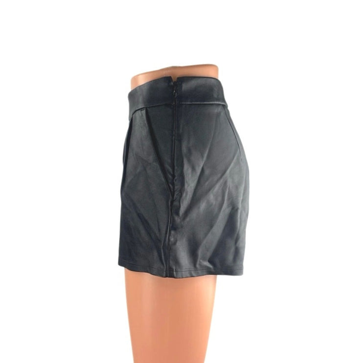 Express Women's Black Faux Leather Vegan Mid Rise Shortie Mini Shorts Size 00