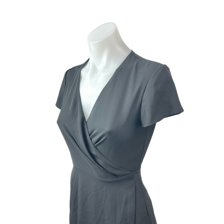 Aritzia Babaton Gray Short Sleeve V Neck A Line Tie Waist Mini Wrap Dress Sz XS