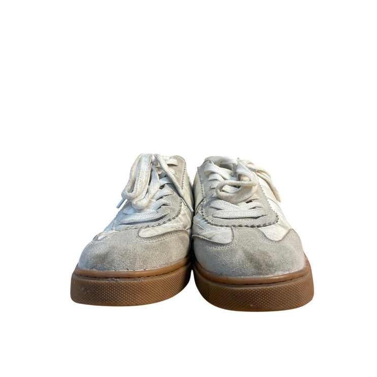 Cushionaire Balance Women's White Low Top Lace Up Casual Sneakers Shoes 9.5W