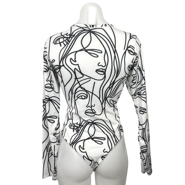 PrettyLittleThing White Abstract Face Print Crew Long Sleeve Bodysuit Top Sz 10