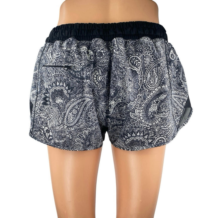 Lululemon Hotty Hot Womens Black White Paisley Running Athletic Shorts Size 8