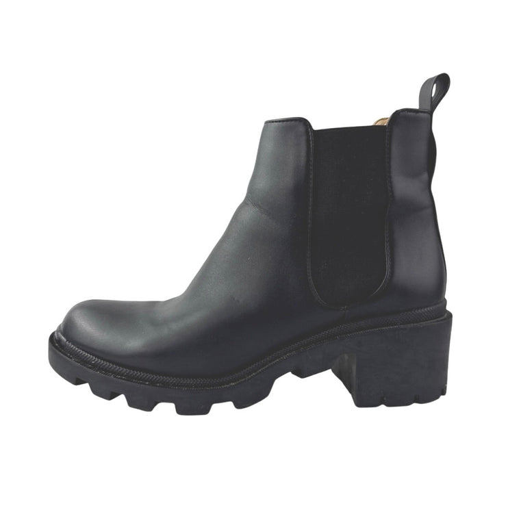 Steve Madden Amulet Women's Black Leather Round Toe Pull On Ankle Boots Size 10