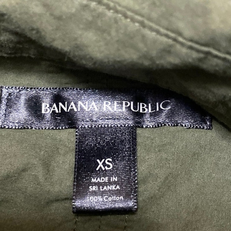 Banana Republic Women's Green Collared Long Sleeve Button Down Shirt Top Size XS