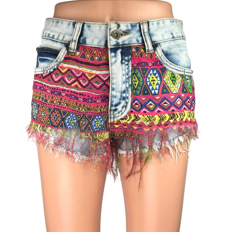 Twelve by Ontwelfth Multicolor Tribal Aztec Western Cut Off Denim Jean Shorts 28
