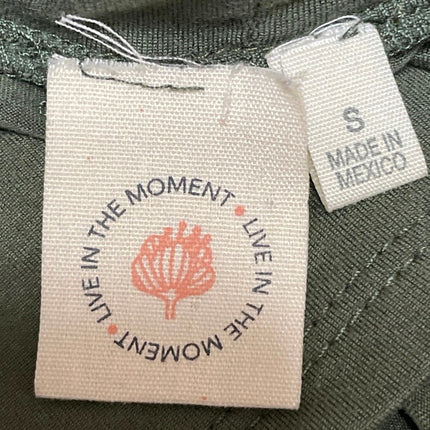 Live In The Moment Women's Olive Green Long Sleeves Mock Neck Tee T-shirt Top S