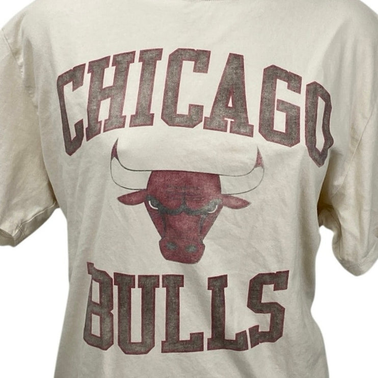 Abercrombie & Fitch Beige Chicago Bulls NBA Basketball T Shirt Tee Top Size M
