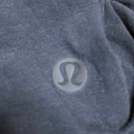 Lululemon Women's Black Long Sleeve Scoop Neck Athletic T Shirt Tee Top Size 6