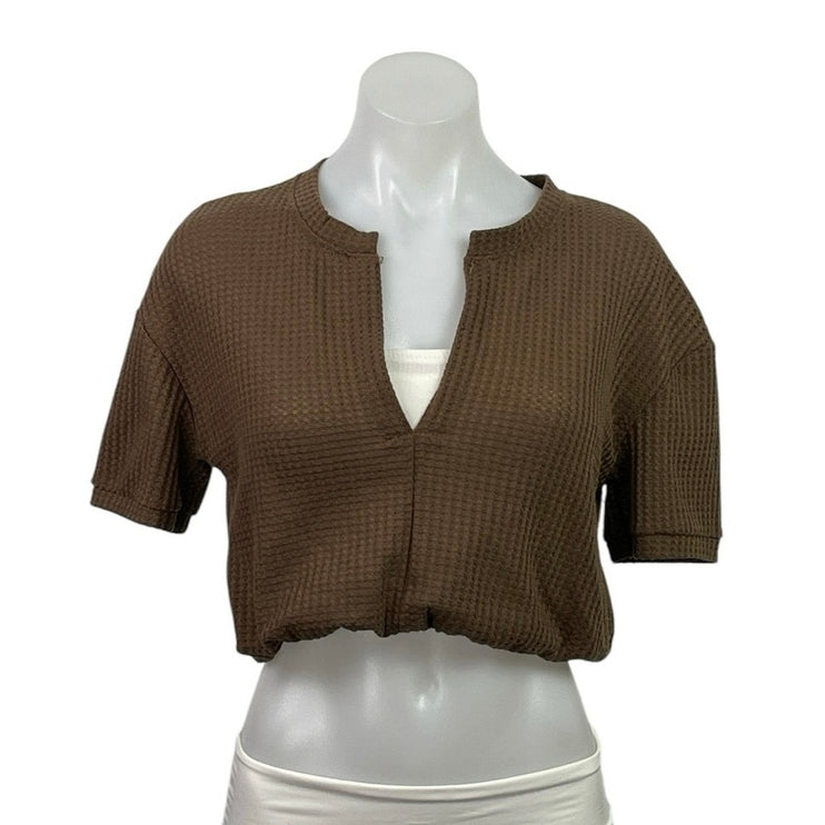 JXQ Fashion Brown Short Sleeve Waffle Knit Notch V Neck Casual Crop Top Size S/M