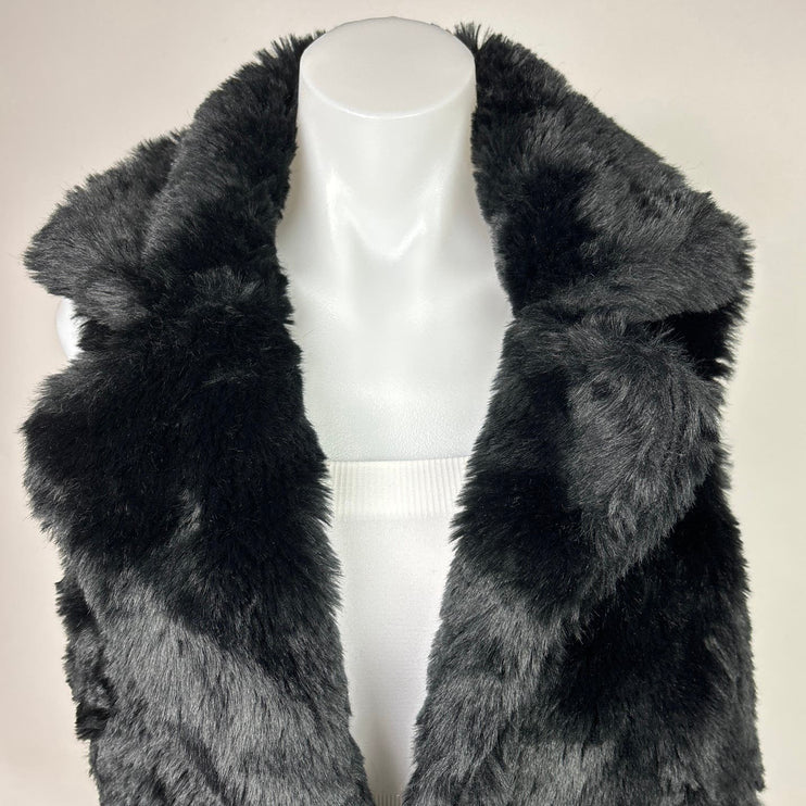 Forever 21 Black Acrylic Polyester Fuzzy Soft Faux Fur Sleeveless Pocket Lapel Collar Casual Travel Party Cocktail Winter Vest Jacket Size S