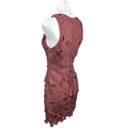 ASTR The Label Maroon Floral Lace Sleeveless Scalloped Hem Mini Sheath Dress S