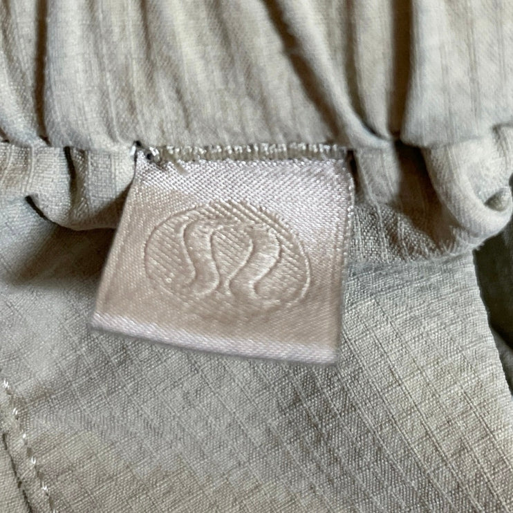 Lululemon Bowline Gym Athletic Activewear Hiking Casual Travel Summer Shorts 34"
