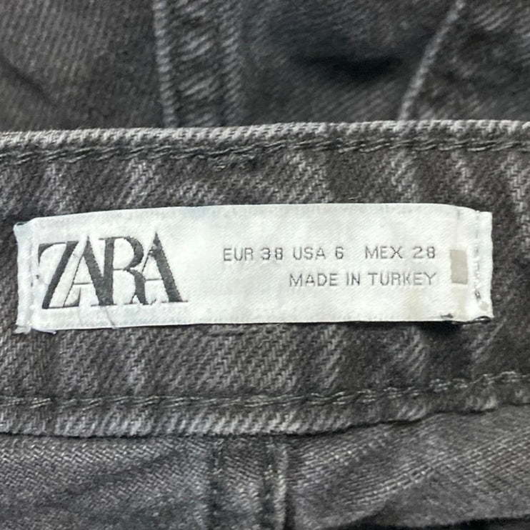 Zara Women's Black High Waisted Straight Leg Frayed Raw Hem Denim Jeans Size 6