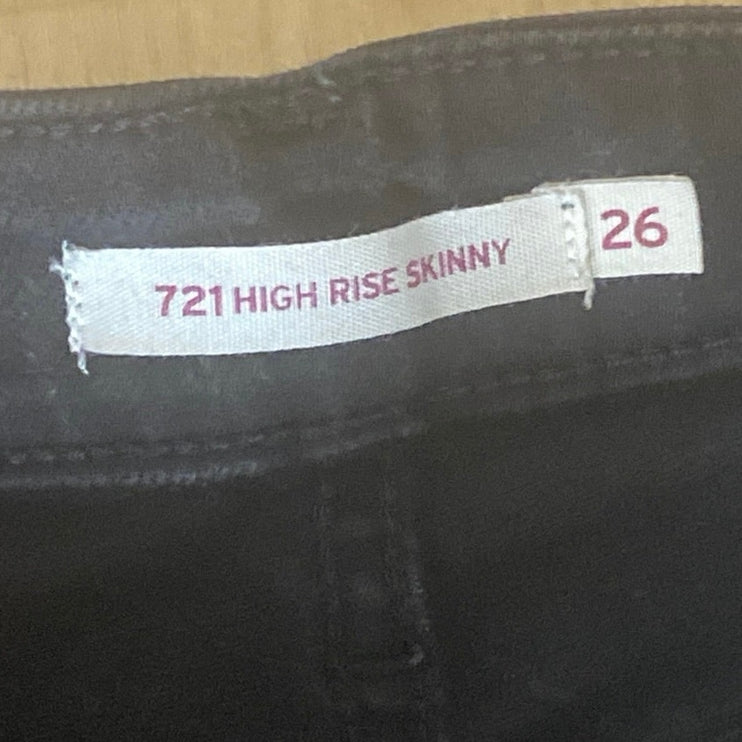 Levi's 721 High Rise Skinny Women's Black Distressed Ankle Denim Jeans Size 26