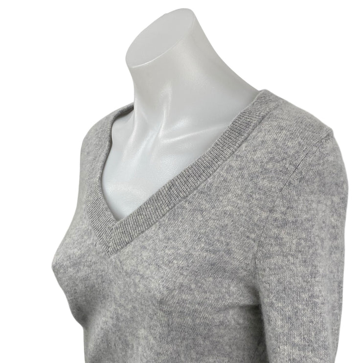 Aqua Women's Gray 100% Cashmere Long Sleeve V Neck Knit Sweater Top Size XS