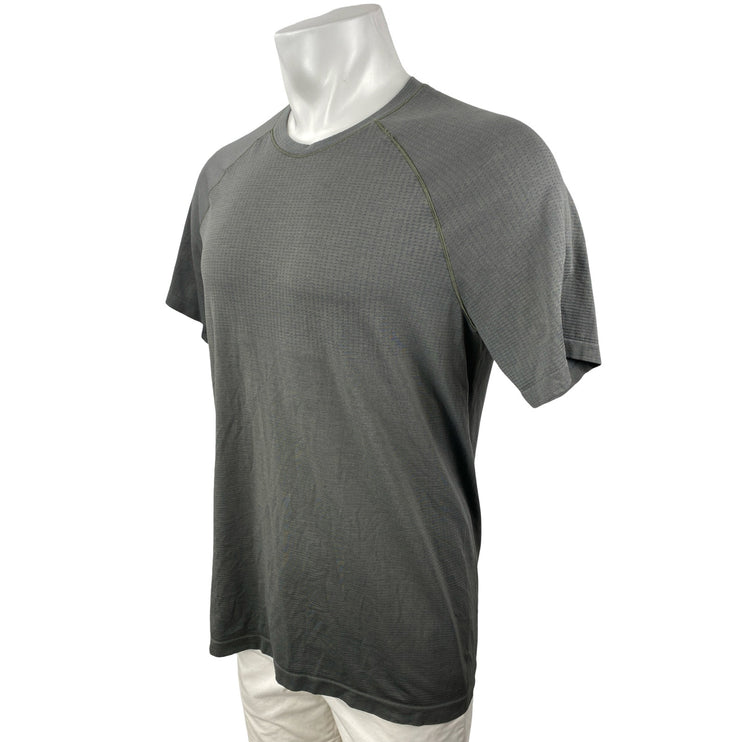Lululemon Men's Gray Short Sleeve Running Workout Athletic T Shirt Tee Top L/XL