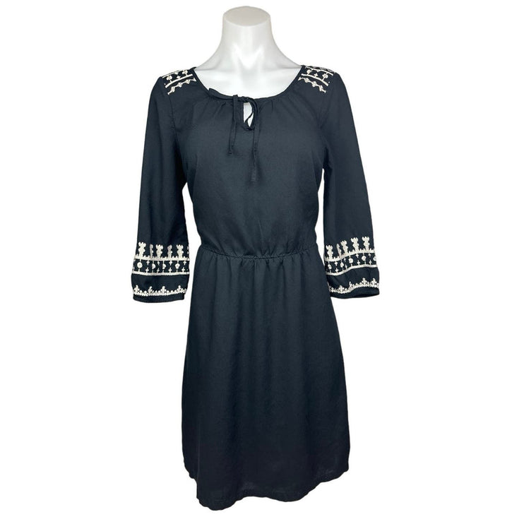 Old Navy Black White Embroidered 3/4 Sleeve Keyhole Neck Blouson Mini Dress Sz M