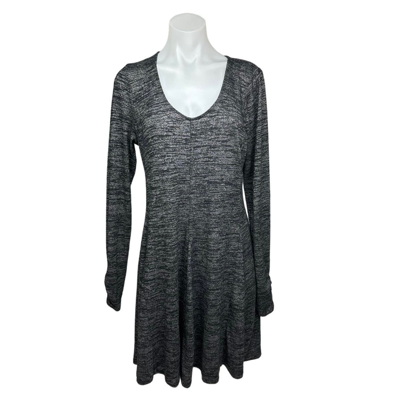 Hollister Dark Gray Jersey Long Sleeve Scoop Neck Fit & Flare Sweater Brie Hollister Dark Gray Jersey Long Sleeve Scoop Neck Fit & Flare Sweater Brie