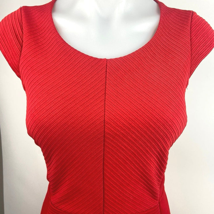 H&M Red Round Neck Cap Sleeve Zipper Stretch Solid Mini Sheath Dress Size S