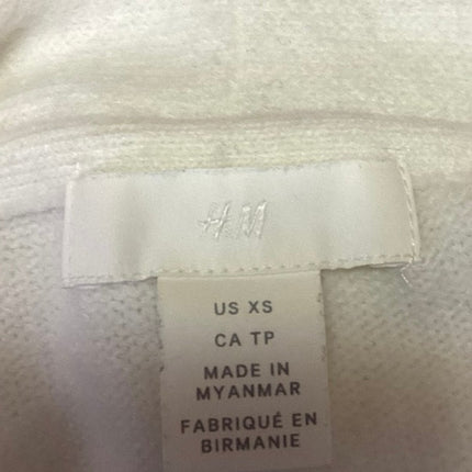 H&M Women's White V Neck Knit Long Sleeve Cozy Pullover Sweater Top Size XS