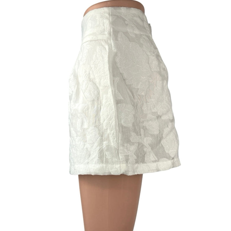 NEW Fashion Nova White Floral Textured Jacquard High Waist Wide Leg Shorts Sz L