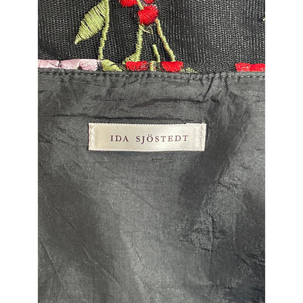 Ida Sjostedt Women's Black Floral Embroidered Short Sleeve Boxy Blouse Top Sz 8